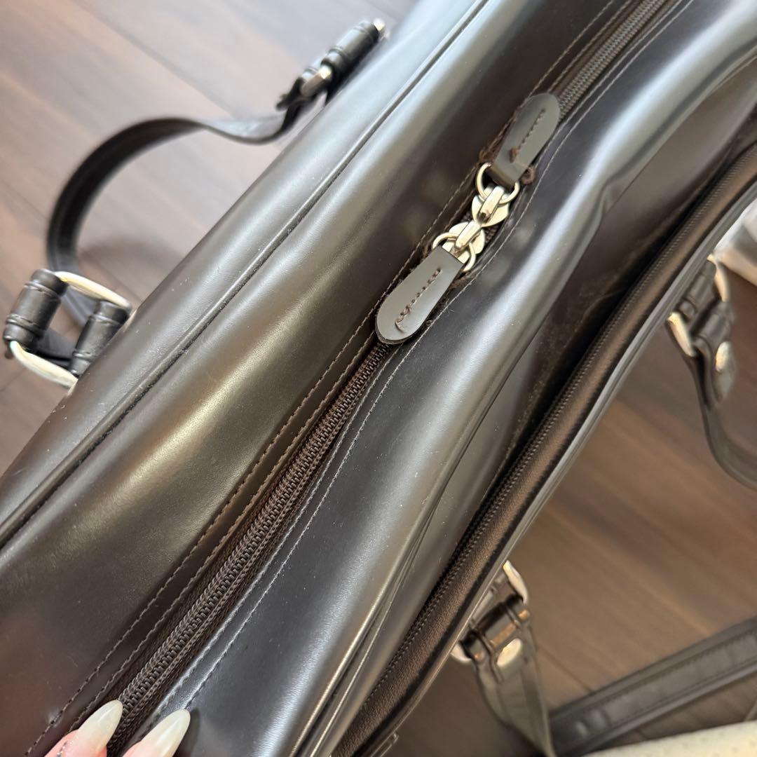 ★美品★ EASTBOY スクールバッグ 合皮 ブラック 女神刺繍