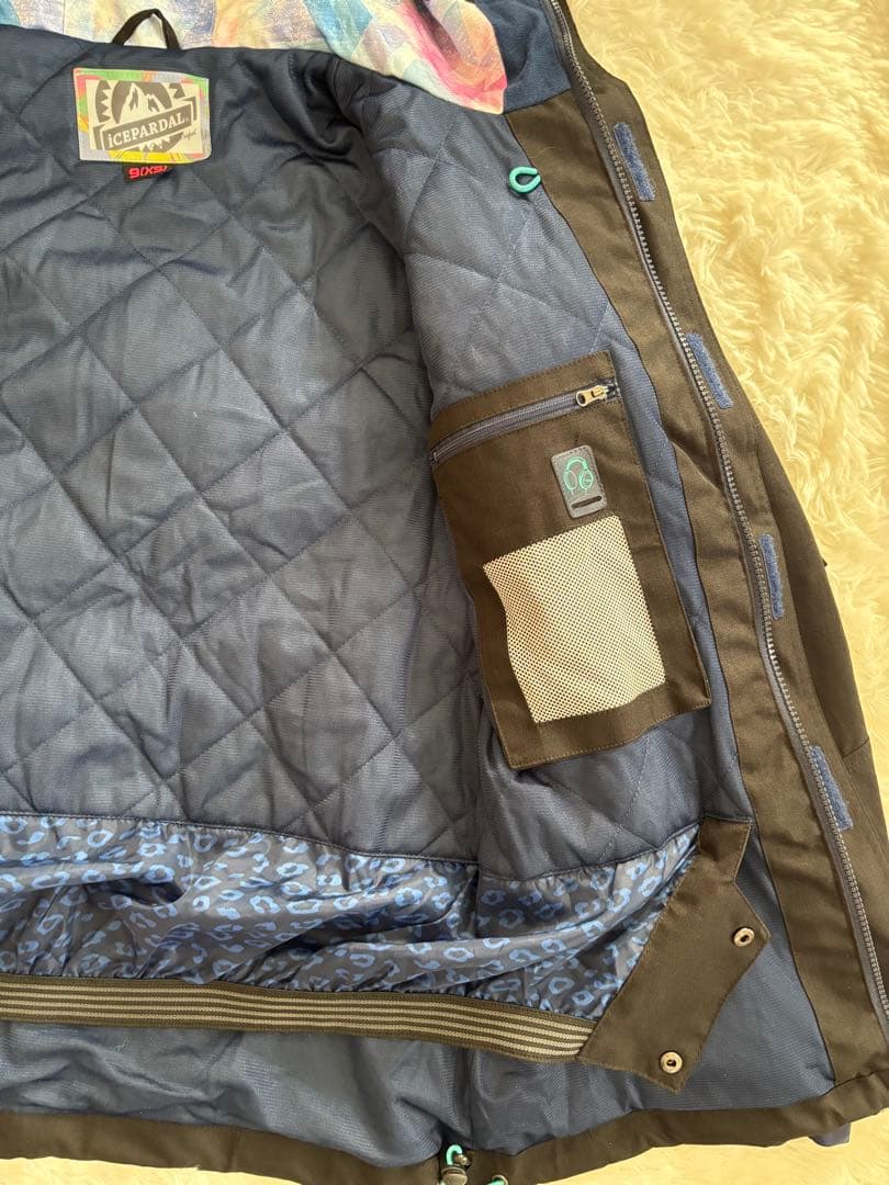 ICEPARDALスキースノーボードウェア上下セット