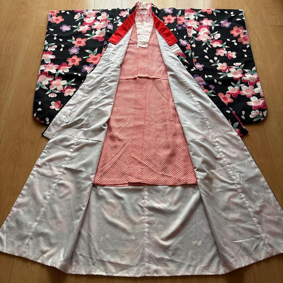 127 R・K 黒×桜　ちりめん　7歳 七五三着物セット　和装小物　結び帯