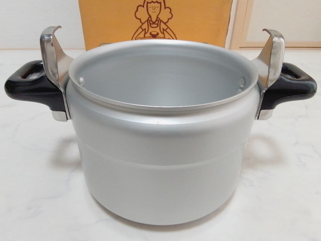 ☆未使用☆ 理研 圧力鍋 6L 1升 アルミ製 両手鍋