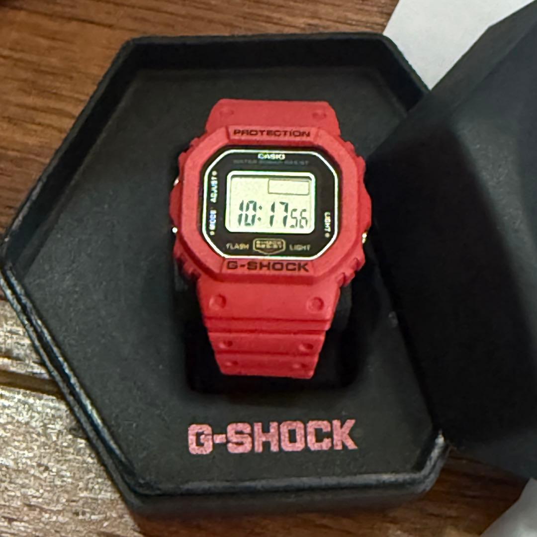 新年値下げ！！CASIO G-SHOCK NANO DWN-5600-4JR