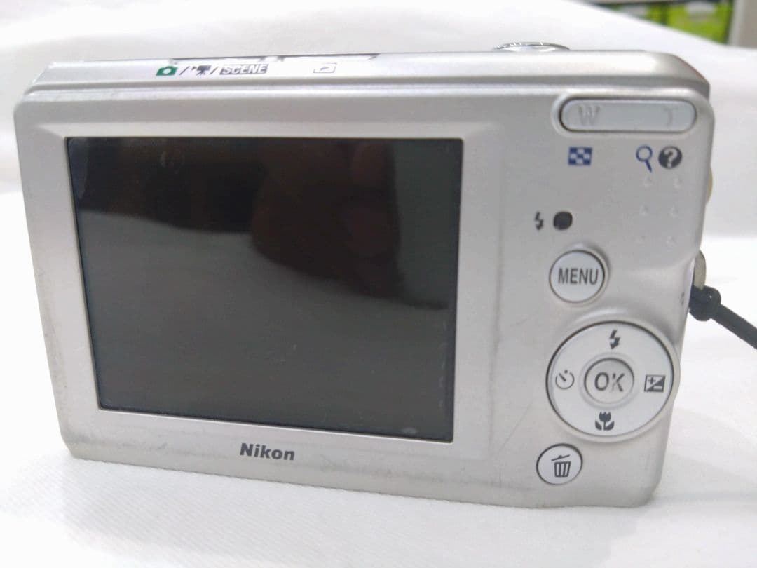 Nikon COOLPIX L19 コンパクトデジタルカメラ