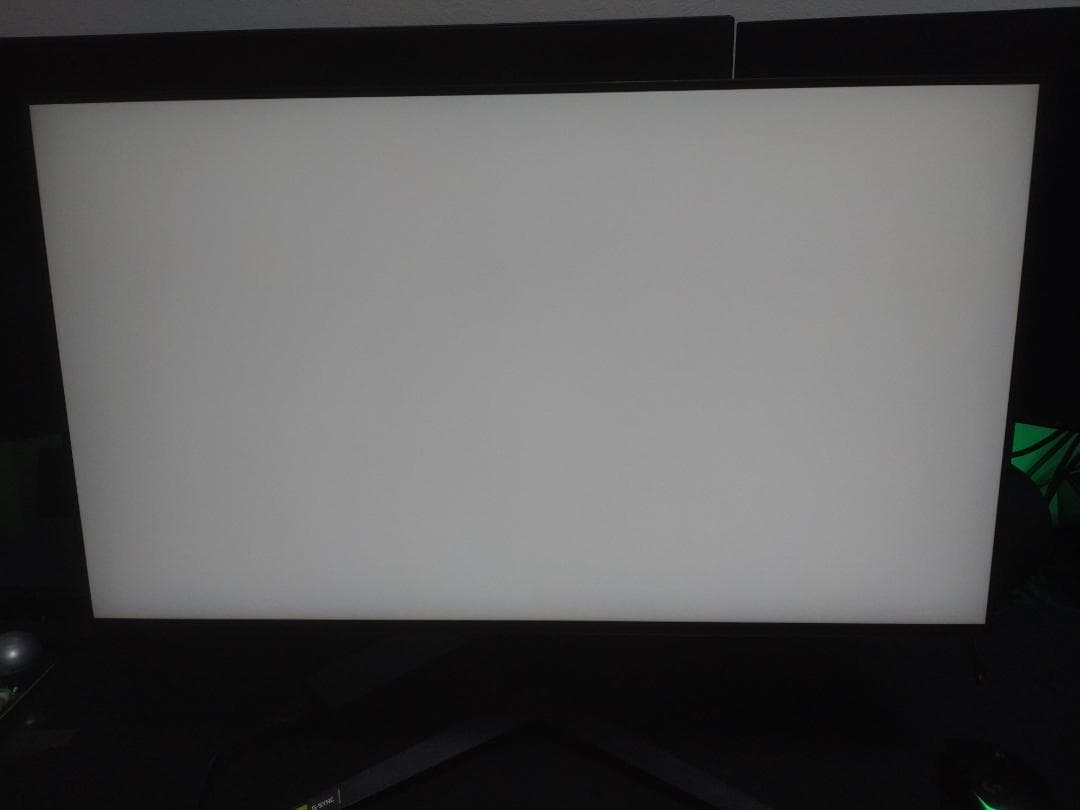 LG 27GN950-B ゲーミングモニター 4K 27インチ 144Hz
