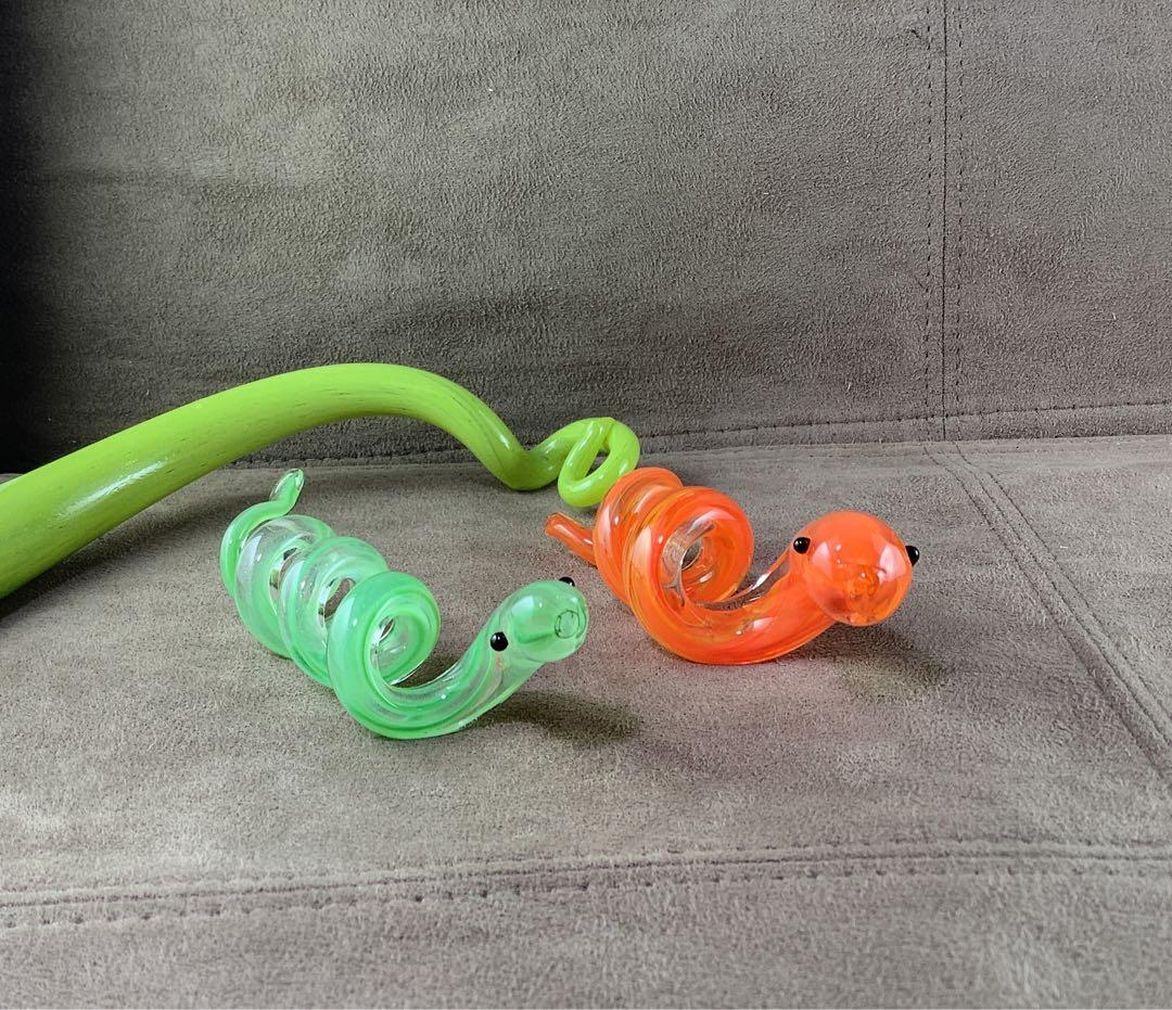 クルクルニョロっと可愛いガラスのヘビペア オブジェ 巳年 蛇