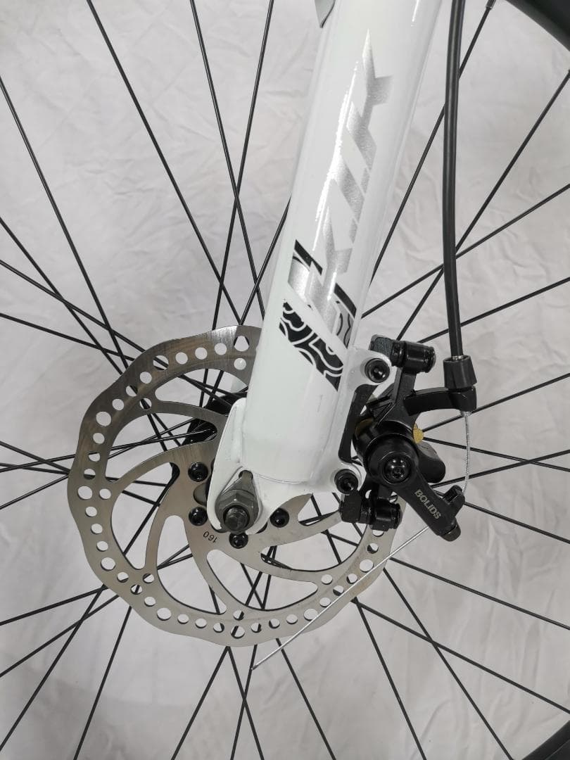 在庫処分超お得 新品LS26 自転車 マウンテンバイク　シマノ21速