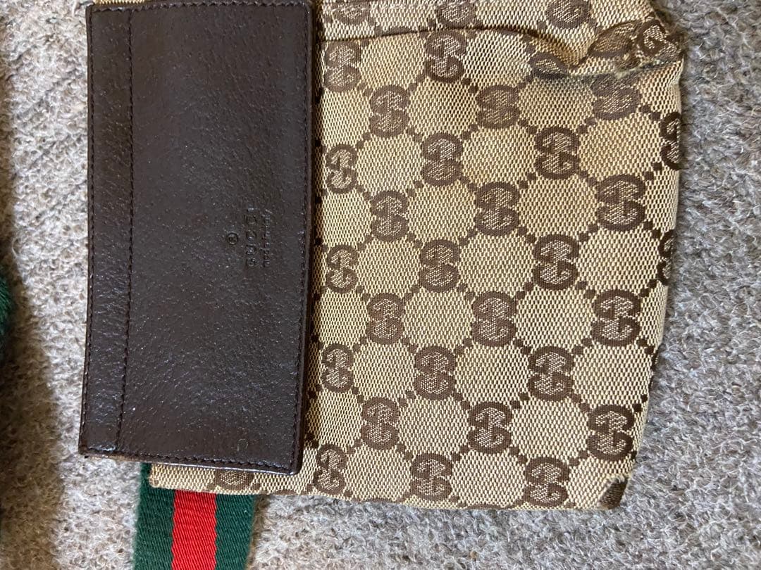 最終特セールGucci ボディバッグ ウエストポーチ　キャンバス　鞄　2way
