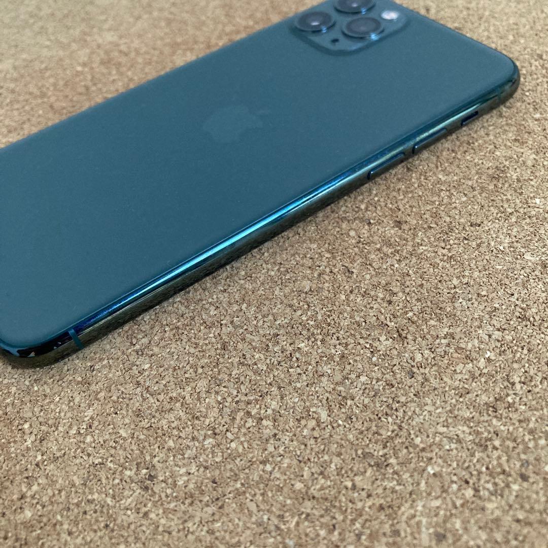 3892 美品☆電池新品☆iPhone11Pro 64GB SIMフリー☆