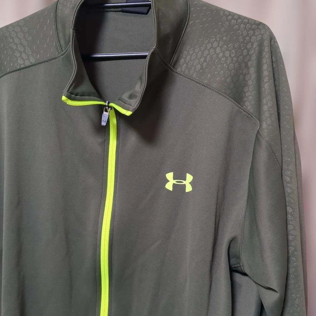 Under Armour モスグリーンフルジップジャケット