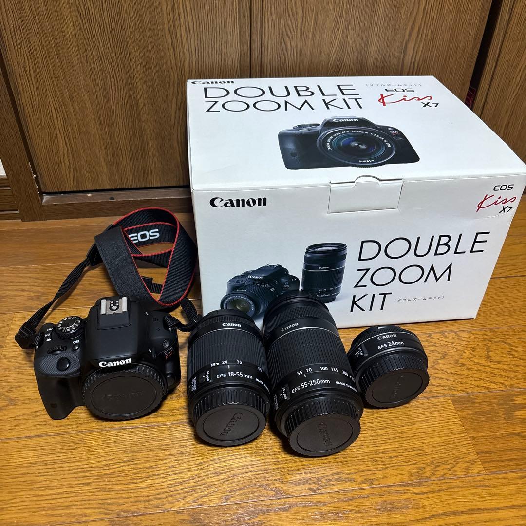 超美品 Canon ダブルズームキットEOS KISS X7 単焦点付き