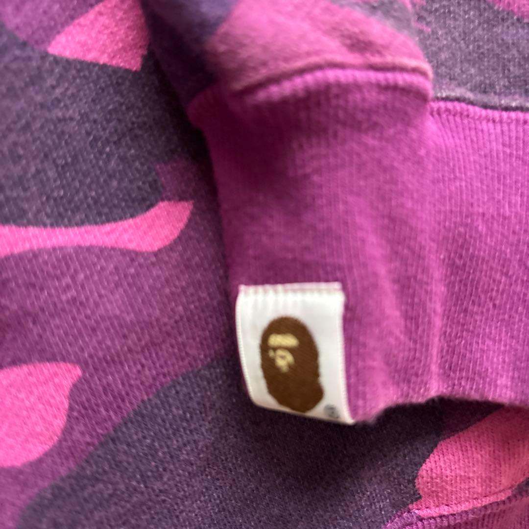 APE BAPEロゴ　ラインストーン　カモ柄　トレーナー　　パープル/L