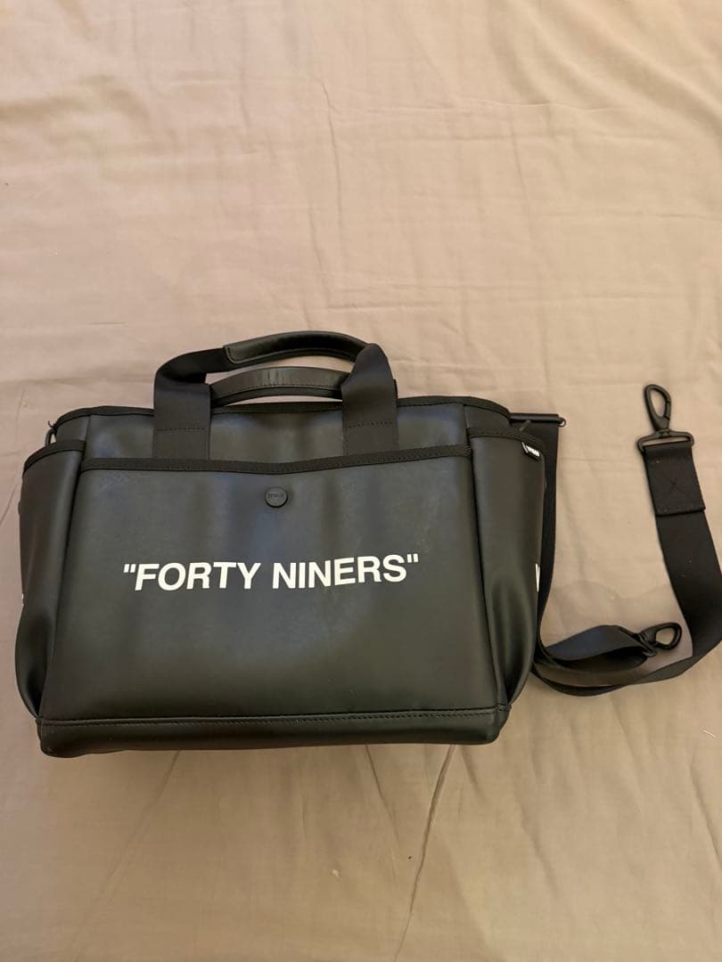 ゴルフバッグ・キャディバッグ TFW49 LUXURY LEATHER ROUND BAG BLACK