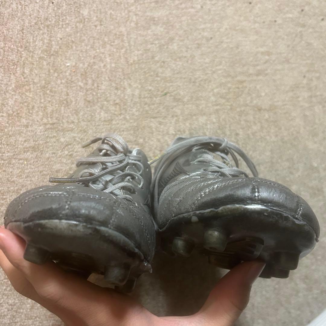 『限定品』ミズノ モレリアネオ4 ギャラクシーシルバー 27.0cmレア