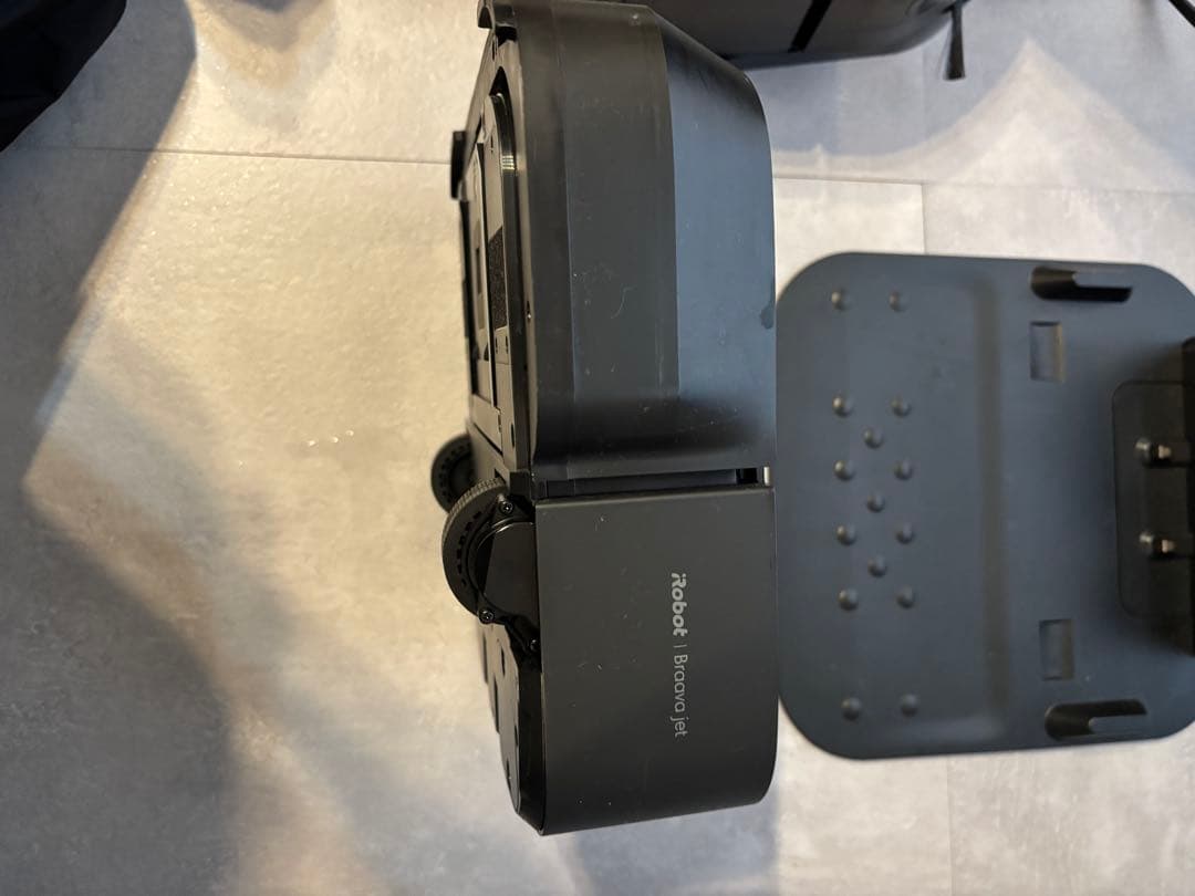 掃除機・クリーナー brava jet m6