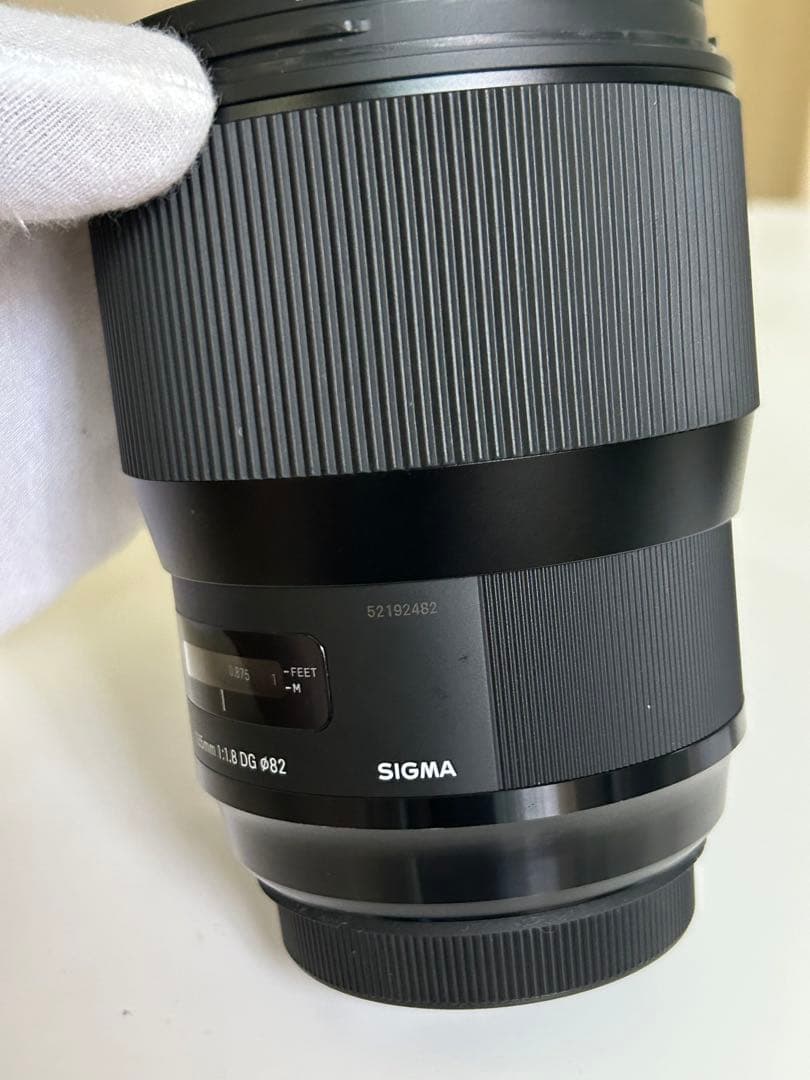 SIGMA ART 135mm F1.8 DG HSM CanonEFマウント