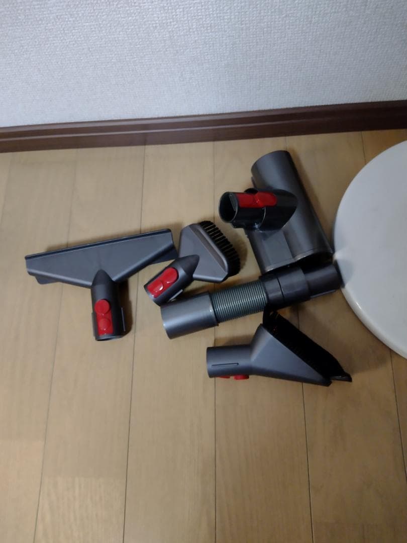 専用ダイソン★コードレス掃除機★V11★ＳV15★バッテリー新品と同等★1