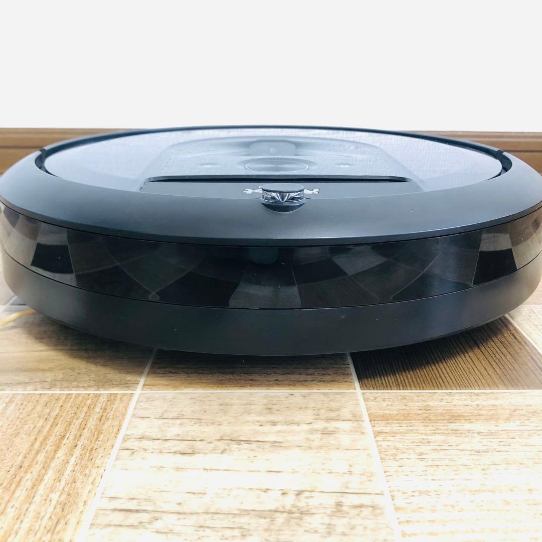 【美品】iRobot Roomba i7+ ルンバ 自動ゴミ収集機付き