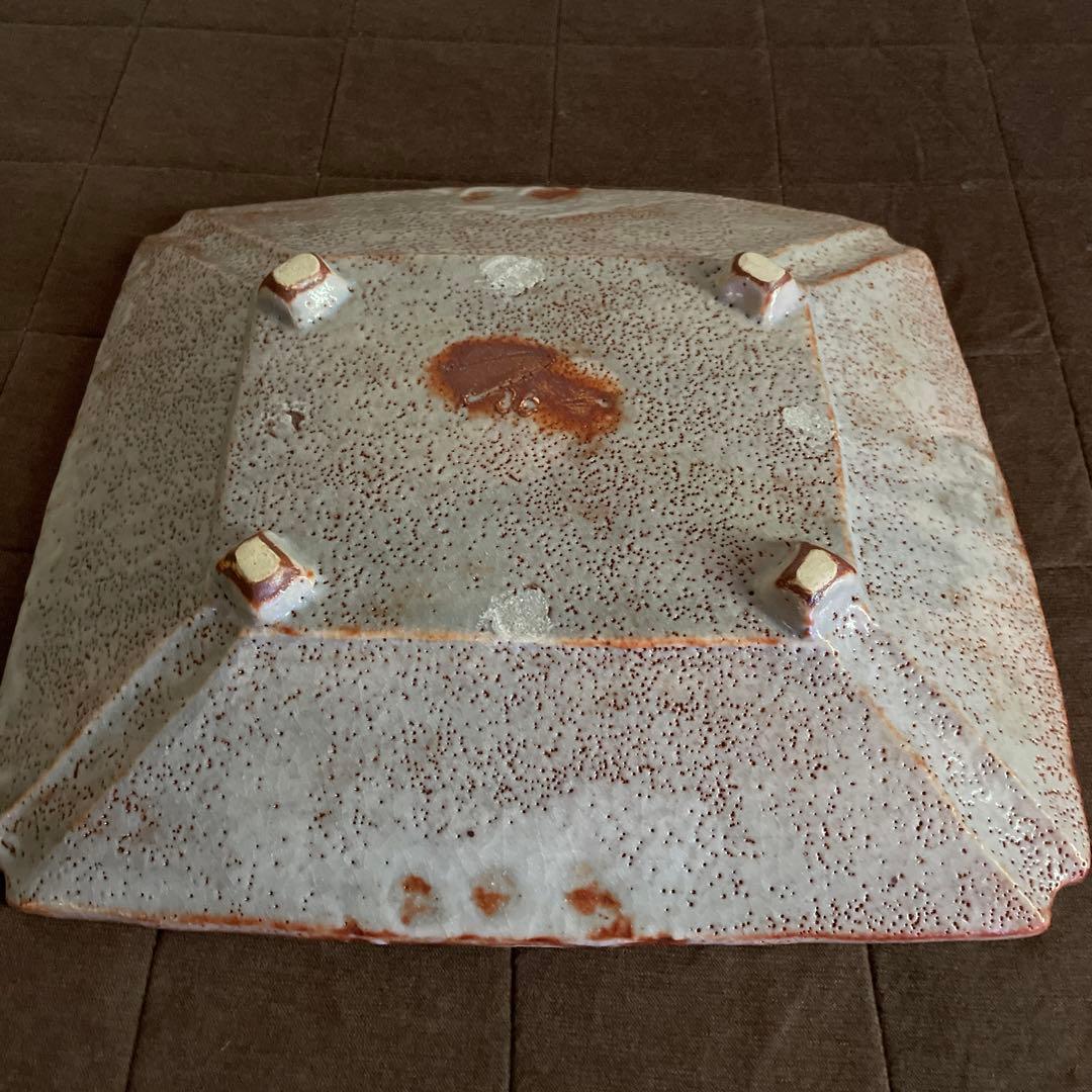 利茶土ミルグリム　鼠志野 角皿　鼡志野茶道具裏千家　共箱あり　波千鳥