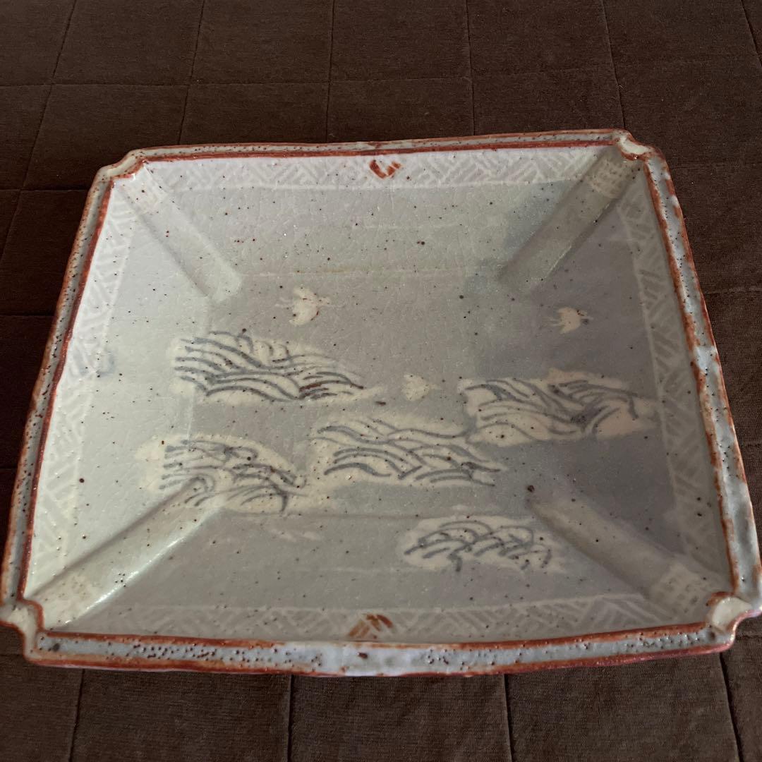 利茶土ミルグリム　鼠志野 角皿　鼡志野茶道具裏千家　共箱あり　波千鳥