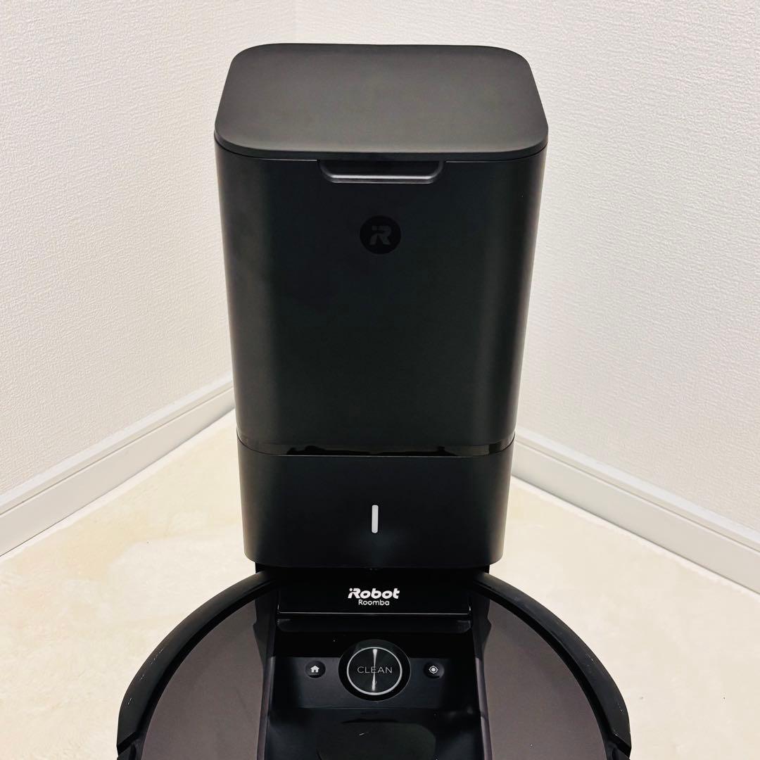 iRobot アイロボット Roomba ルンバ　ルンバi7 クリーンベース付き