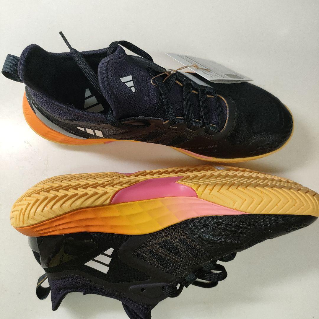 新品adidas テニスシューズ 25.5　ブラック/オレンジ ハードコート推奨