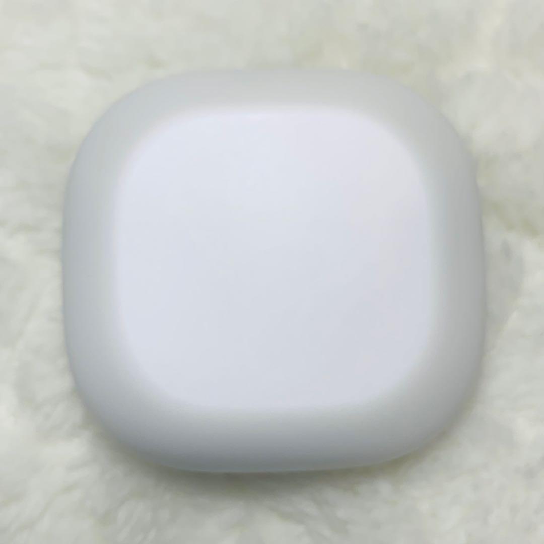 美品 soundcore Liberty4Pro パールホワイト 充電ケース　1