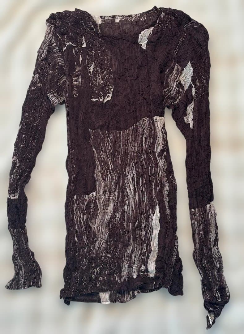 [希少] ISSEY MIYAKE しわプリーツ マーブルブラウントップス