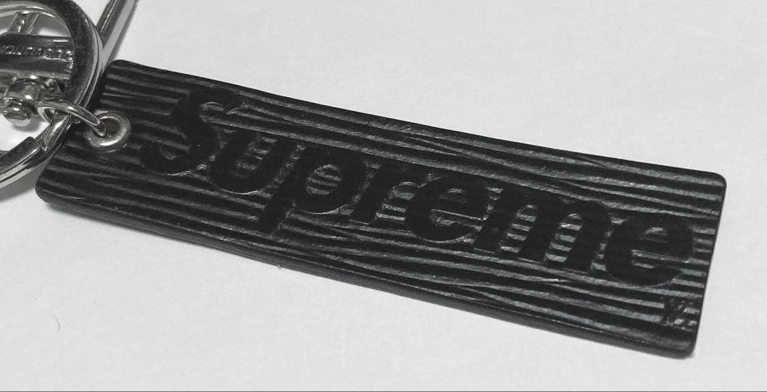 Supreme/Louis Vuitton/キーホルダー/リング/ダブルネーム