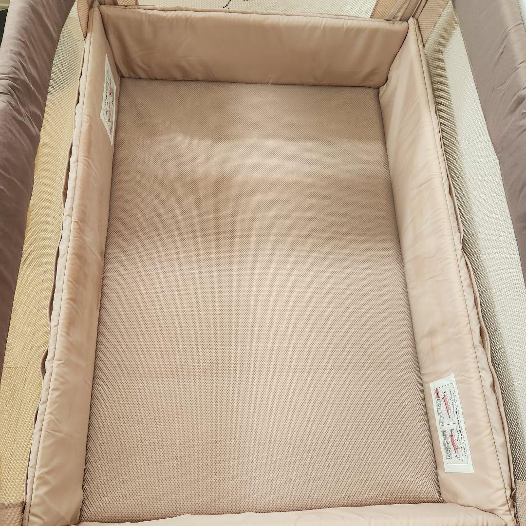 アップリカ ココネルエアー ベビーベット①