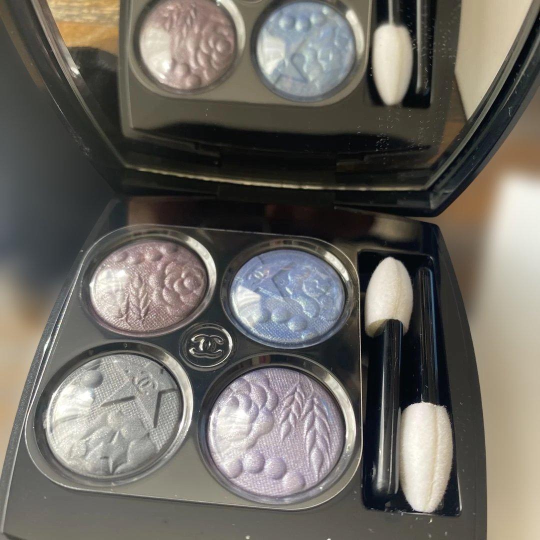 CHANELアイシャドウ　新品未使用　ラッピング付き