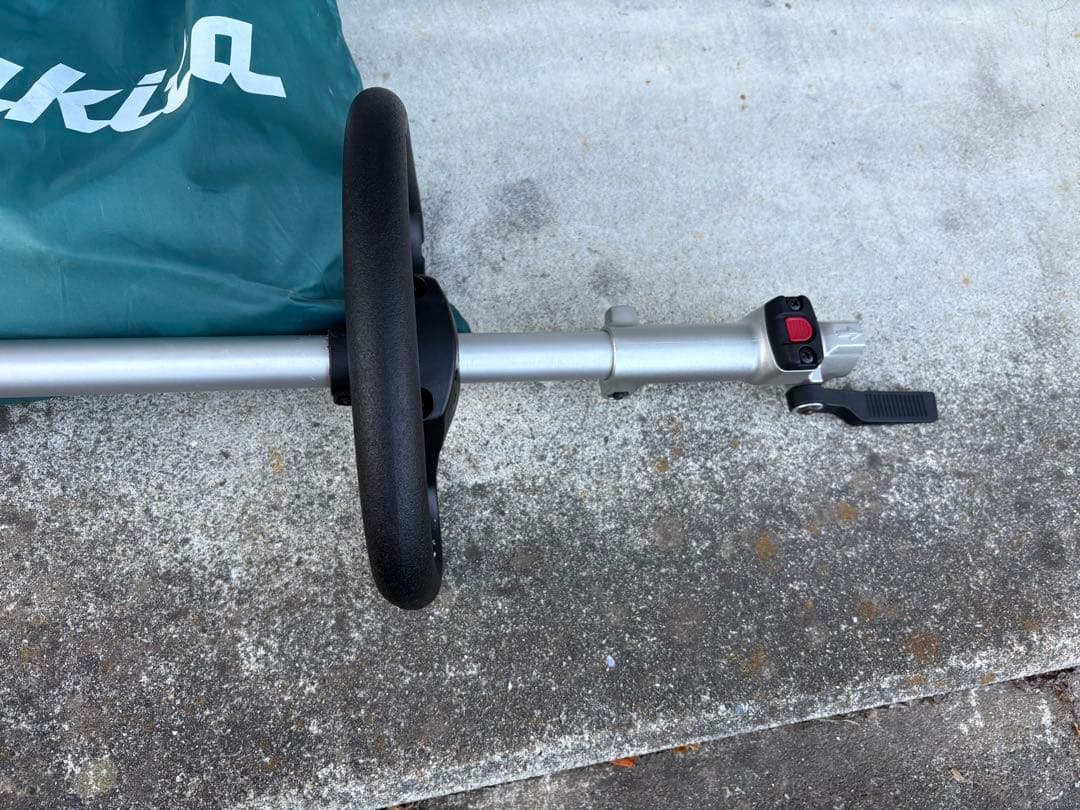 Makita 草刈り機 速度調整機能付き