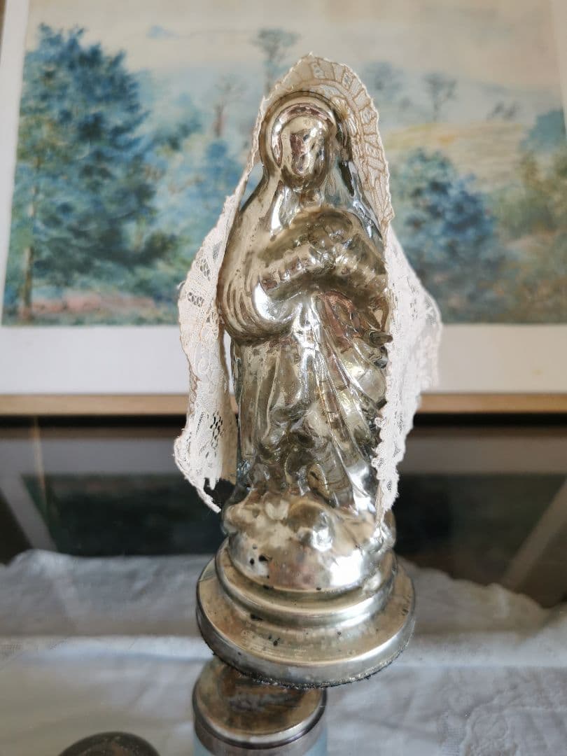 アンティーク 水銀ガラス赤子を抱くマリア像 ＆ブリュッセルレース ポワンドローズ