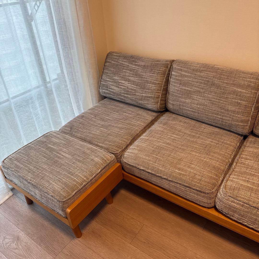 Y*A　UNICO ソファ　3人掛け（オットマン付）