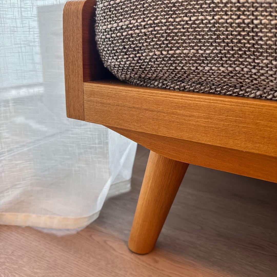 Y*A　UNICO ソファ　3人掛け（オットマン付）