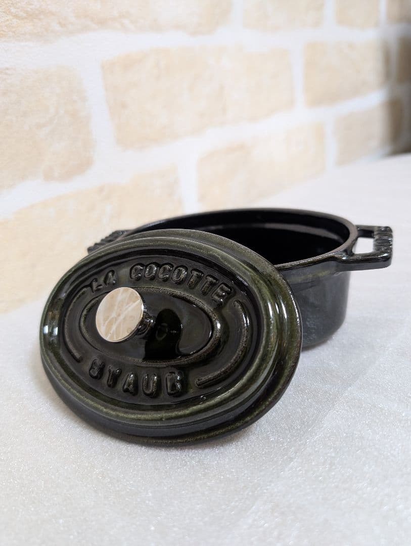 希少！STAUB オーバルシチューパン11cm ジョエルロブションSC オリーブ