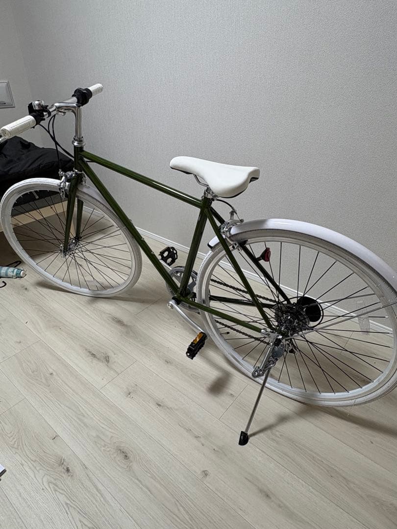 引取限定　• 【ほぼ未使用】700C クロスバイク シマノ6段変速／480mm