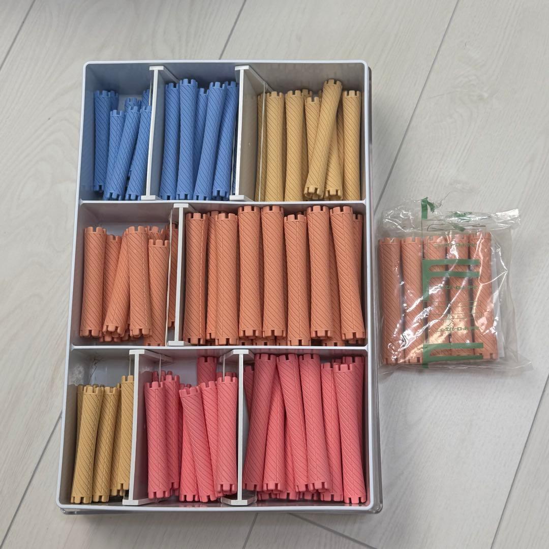 ワインディングウィッグ　美容師　国家試験　すきバサミ　コーム