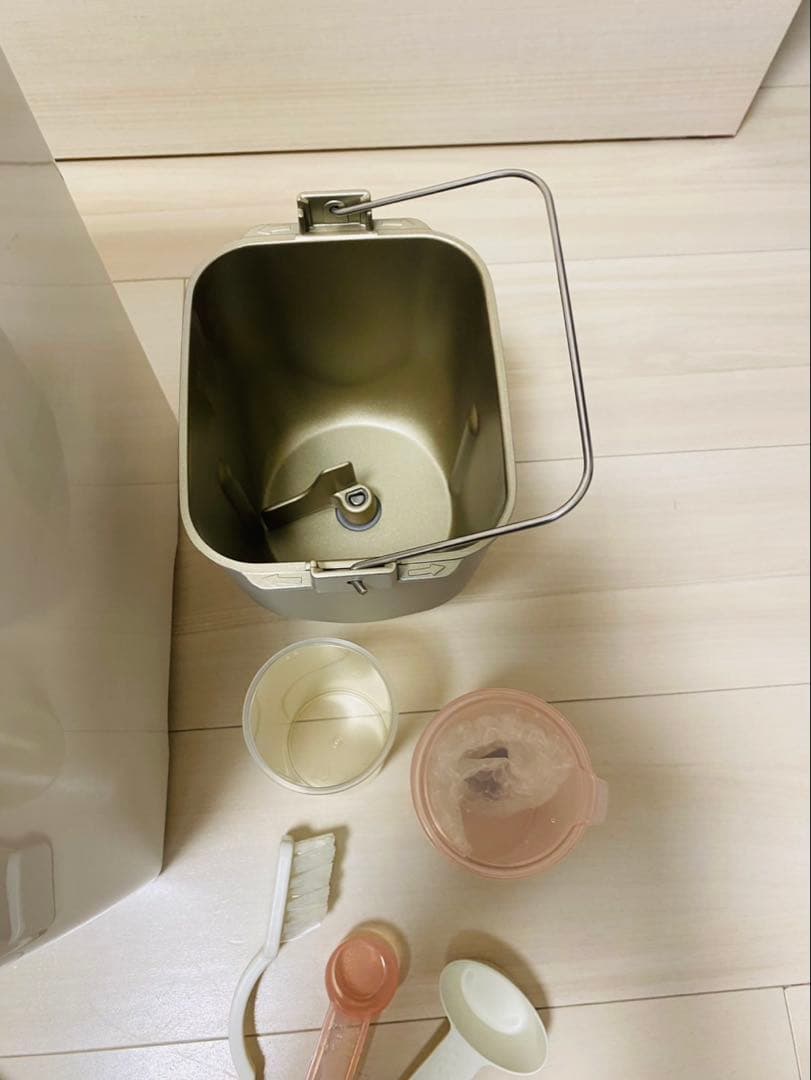 【新品未使用】Panasonic ホームベーカリー SD-RBM1001