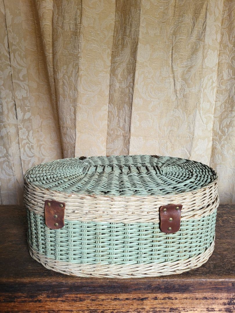 バスケット　カゴ　藤　木製ビーズ の 取っ手　レトロ　古道具
