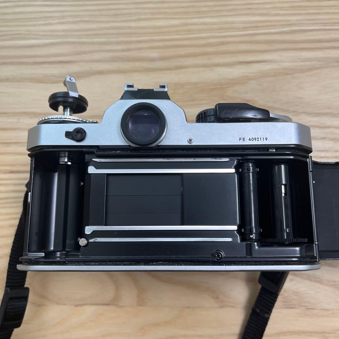 ［銀塩］Nikon FE フィルムカメラ 50mmレンズ