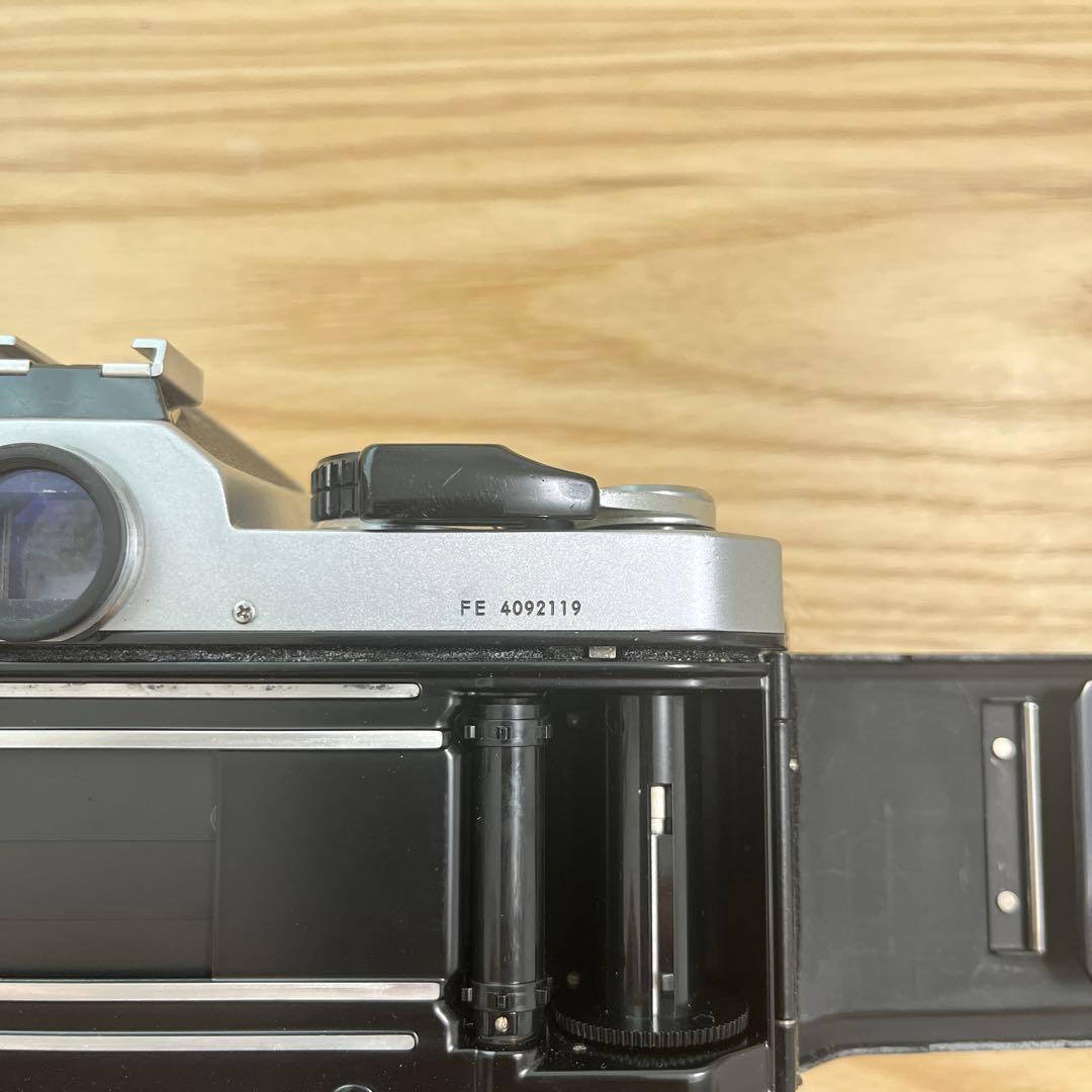 ［銀塩］Nikon FE フィルムカメラ 50mmレンズ