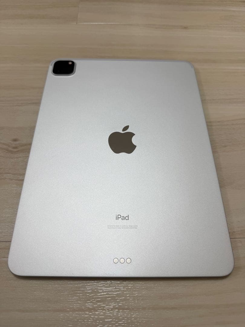 Apple iPad Pro 11インチ シルバー バッテリー最大容量100%