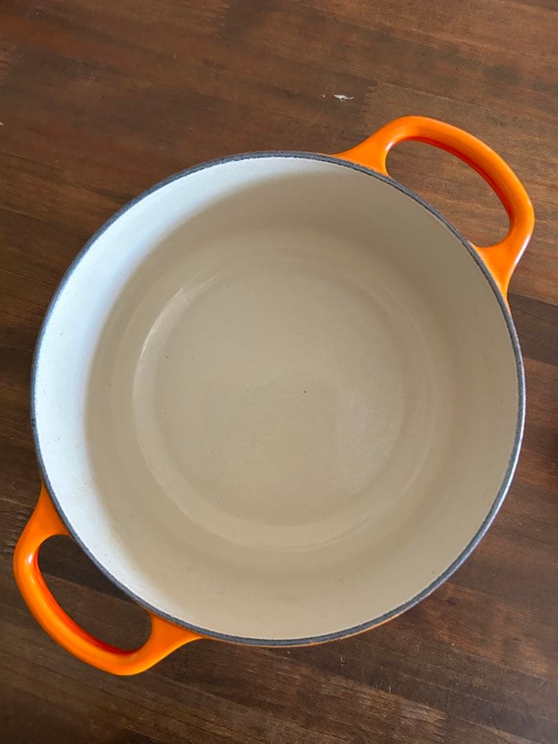 ル・クルーゼ　ココット　20センチ　　　　　シルバーつまみ