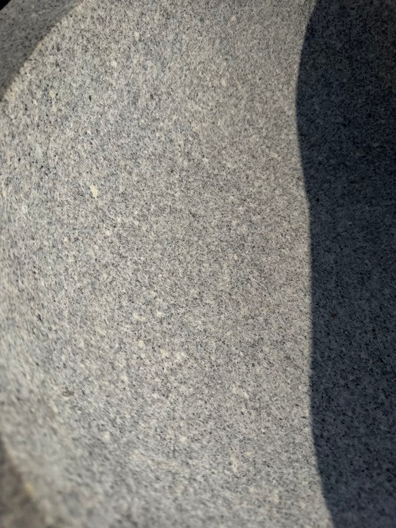 送料込み 餅つき 石臼 鉢形 餅臼 本格派タイプの餅つき石臼 取手付き 美品