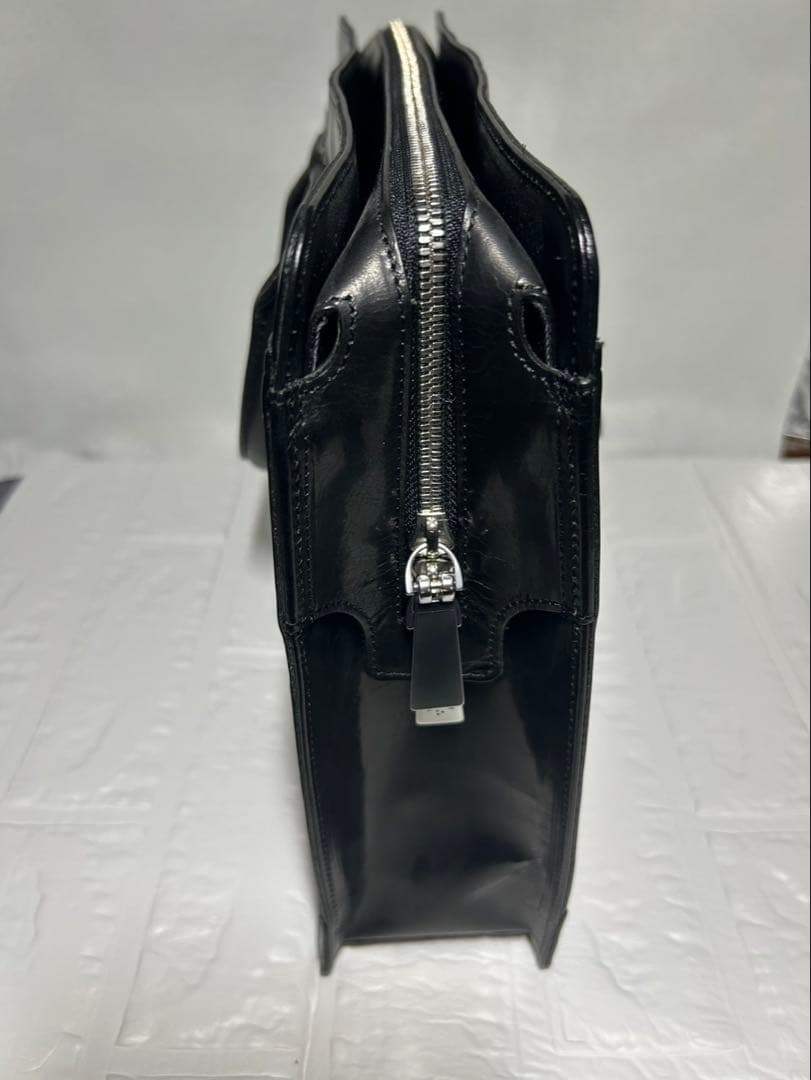 【肉や】aniary アニアリ　ビジネスバッグ　ブリーフケース