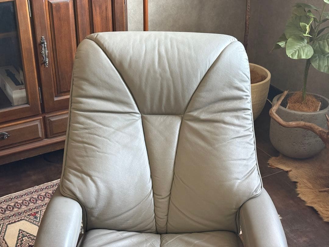 フジファニチア　FUJIFUNITURE パーソナルソファ　本革レザー　YZ