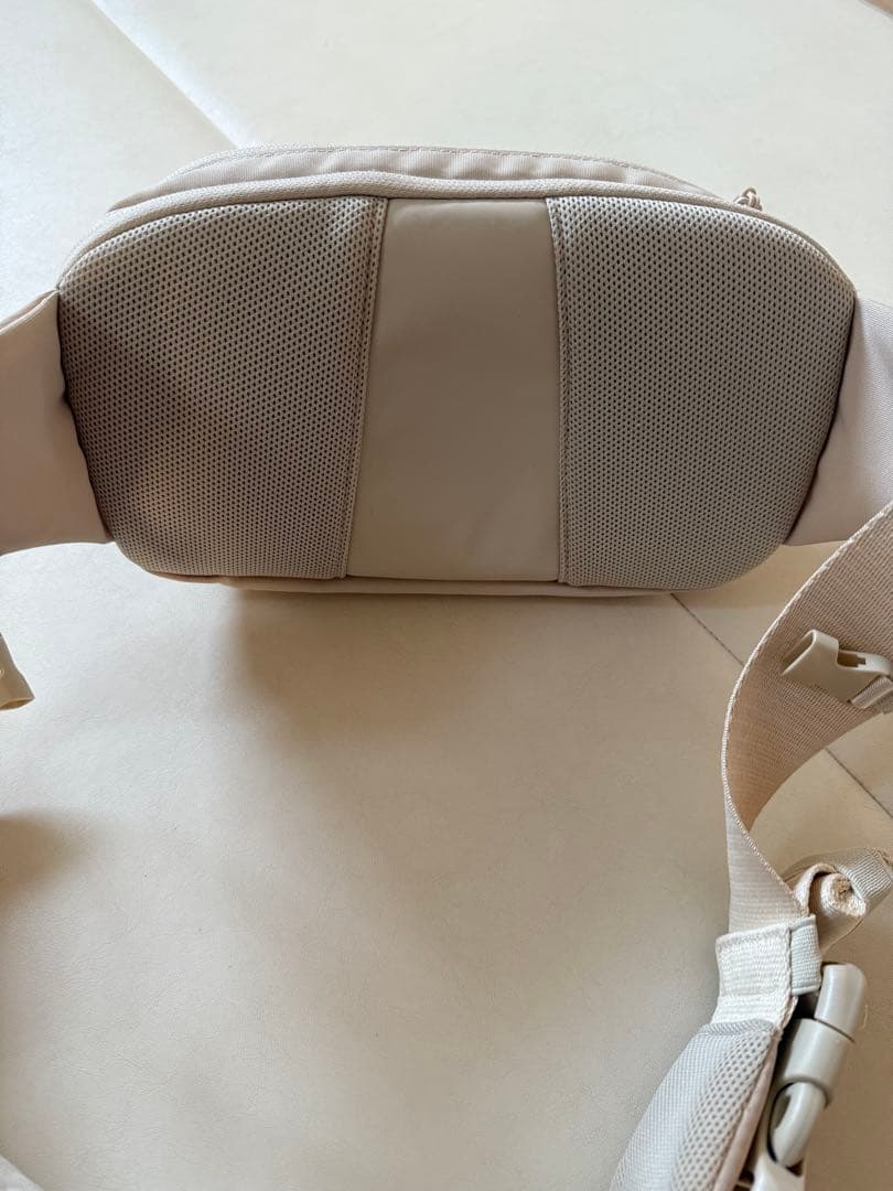 POMULU ポムル ヒップシート ナチュラルアイボリー 抱っこ紐 ショルダー