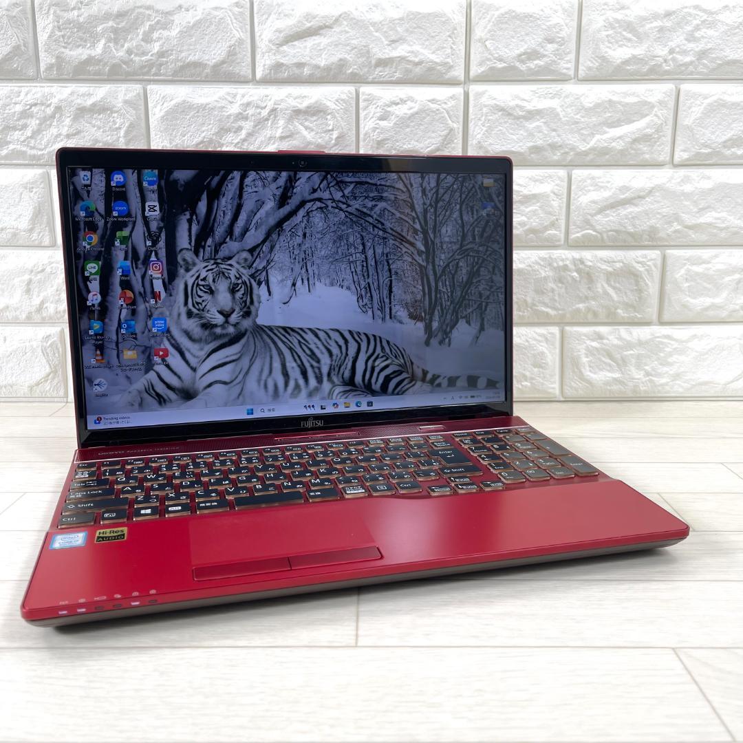 富士通 第8世代 i7 新品SSD512＋HDD メモリ16 ノートパソコン