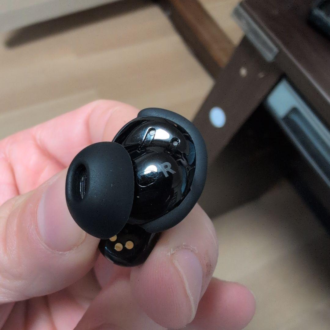 Bose quietcomfort ultra earbuds　第一世代