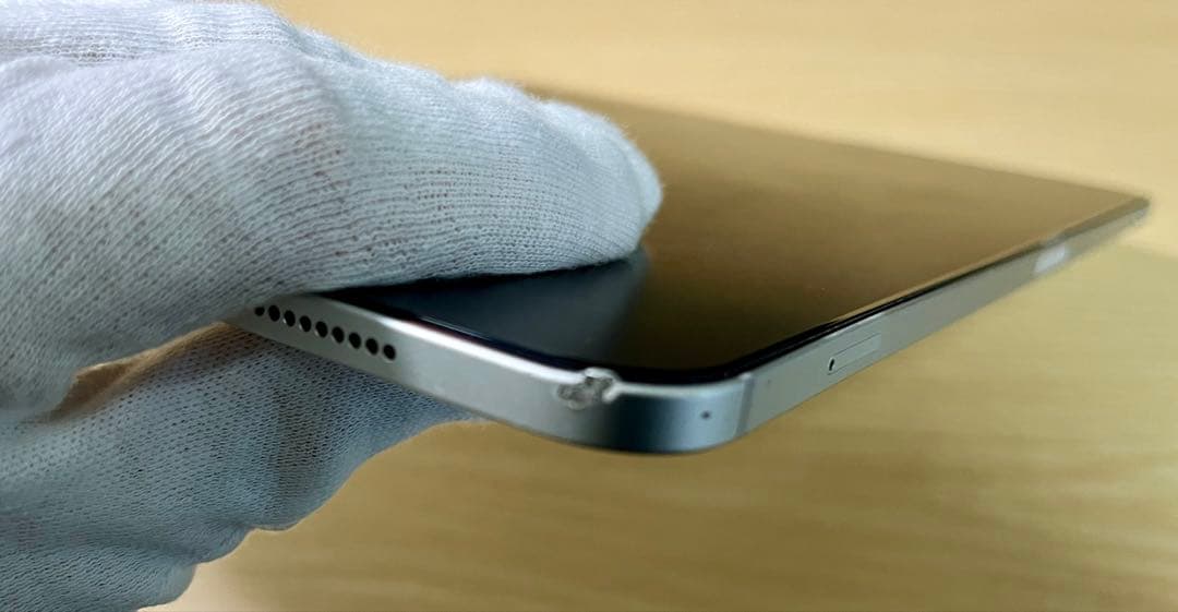 ipad pro 12.9 第3世代 64GBセルラー カバー付き