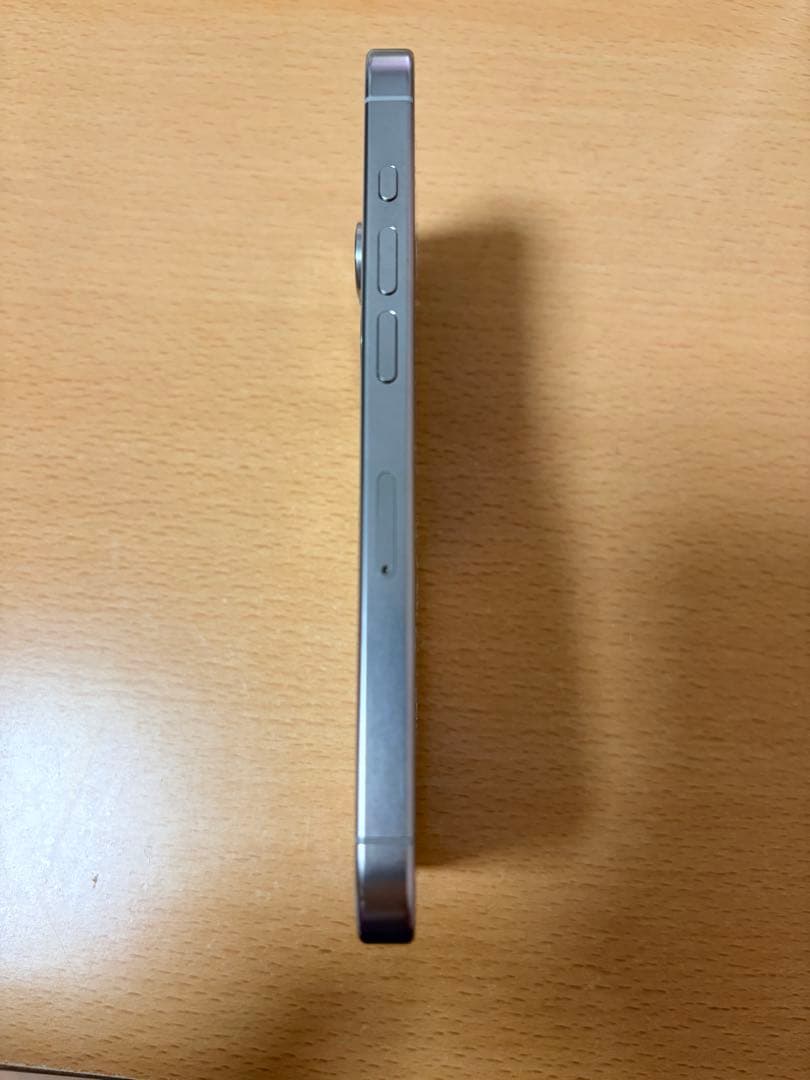 Apple iPhone 15 Pro 256GB ホワイト　simフリー